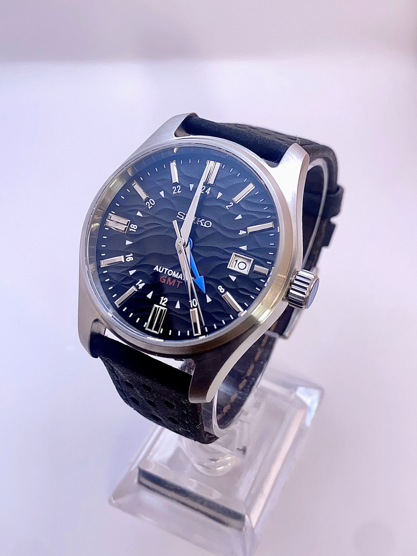 Eclipse Noir GMT – Seiko Mod – NH34 Dress