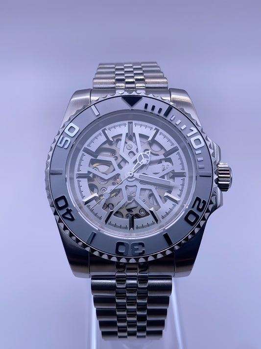 Silver Phantom Skeleton – Seiko Mod – NH72 Skeleton