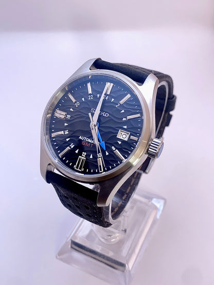 Eclipse Noir GMT – Seiko Mod – NH34 Dress
