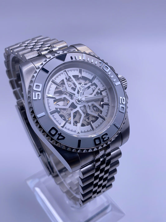 Silver Phantom Skeleton – Seiko Mod – NH72 Skeleton