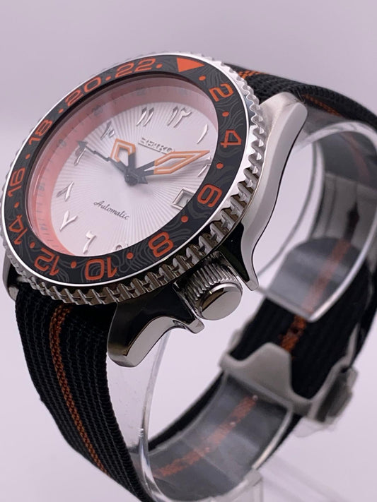 Desert Falcon – Custom Seiko Mod